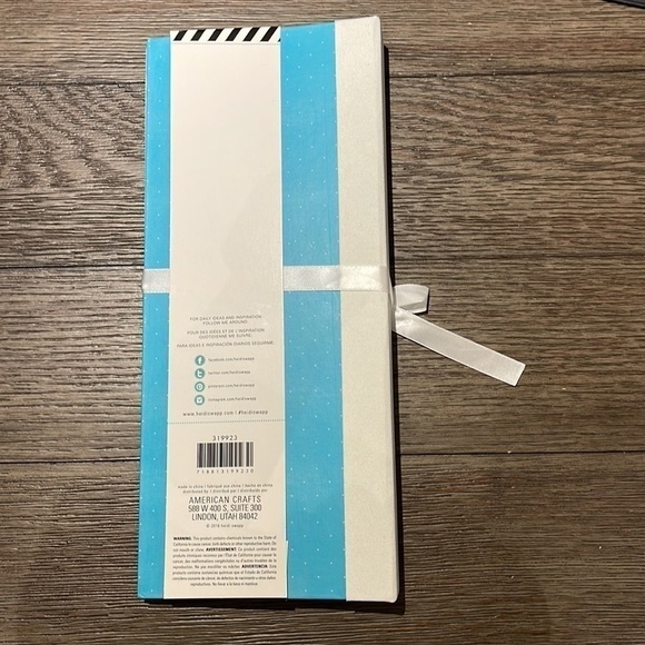 [Heidi Swapp] 3 Year Photo Album - Picture 3 of 4